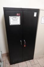 2 DOOR METAL CABINET W/KEYS (NO CONTENTS)
