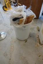 BRUTE TRASH CAN