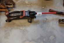 FLOOR JACK