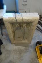 ICE SCULPTER BASE W/LIGHT