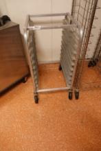 ROLLING PAN RACK