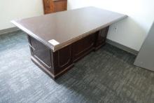 OFFICE DESK & FILE CABINET X1