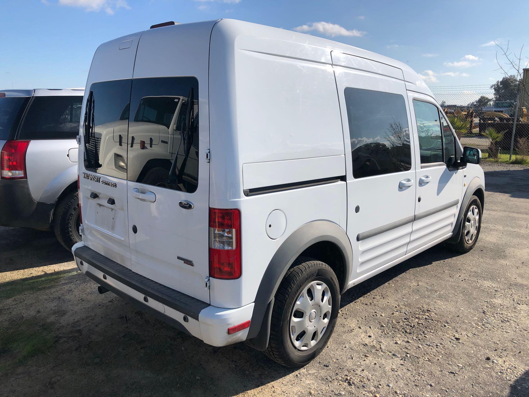 2011 FORD TRANSIT CONNECT