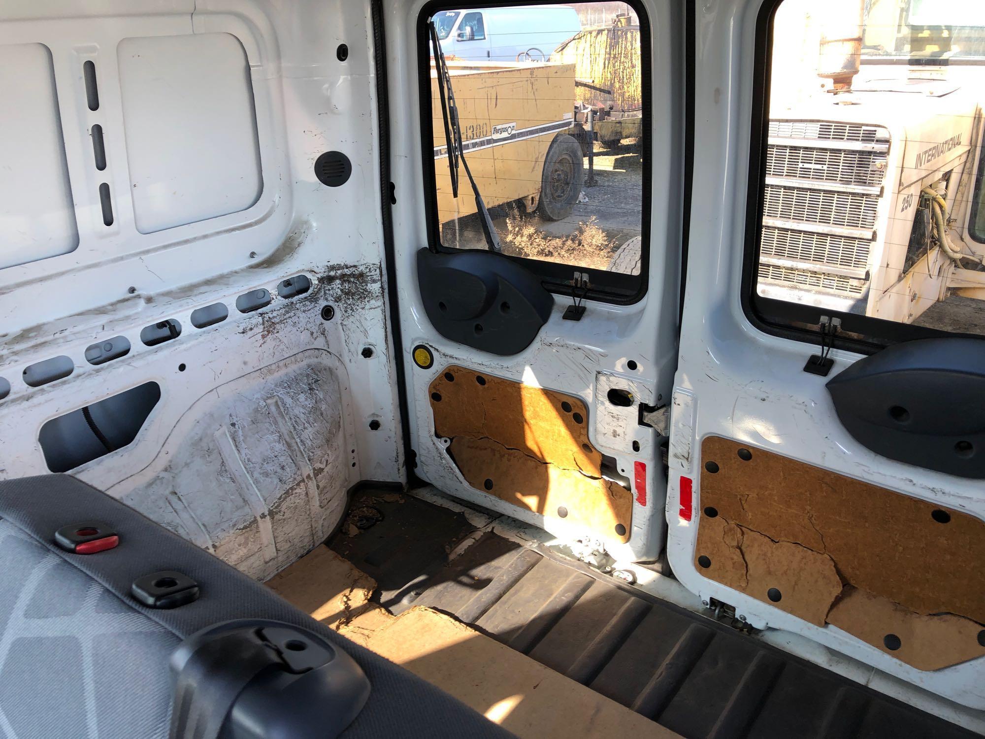 2011 FORD TRANSIT CONNECT