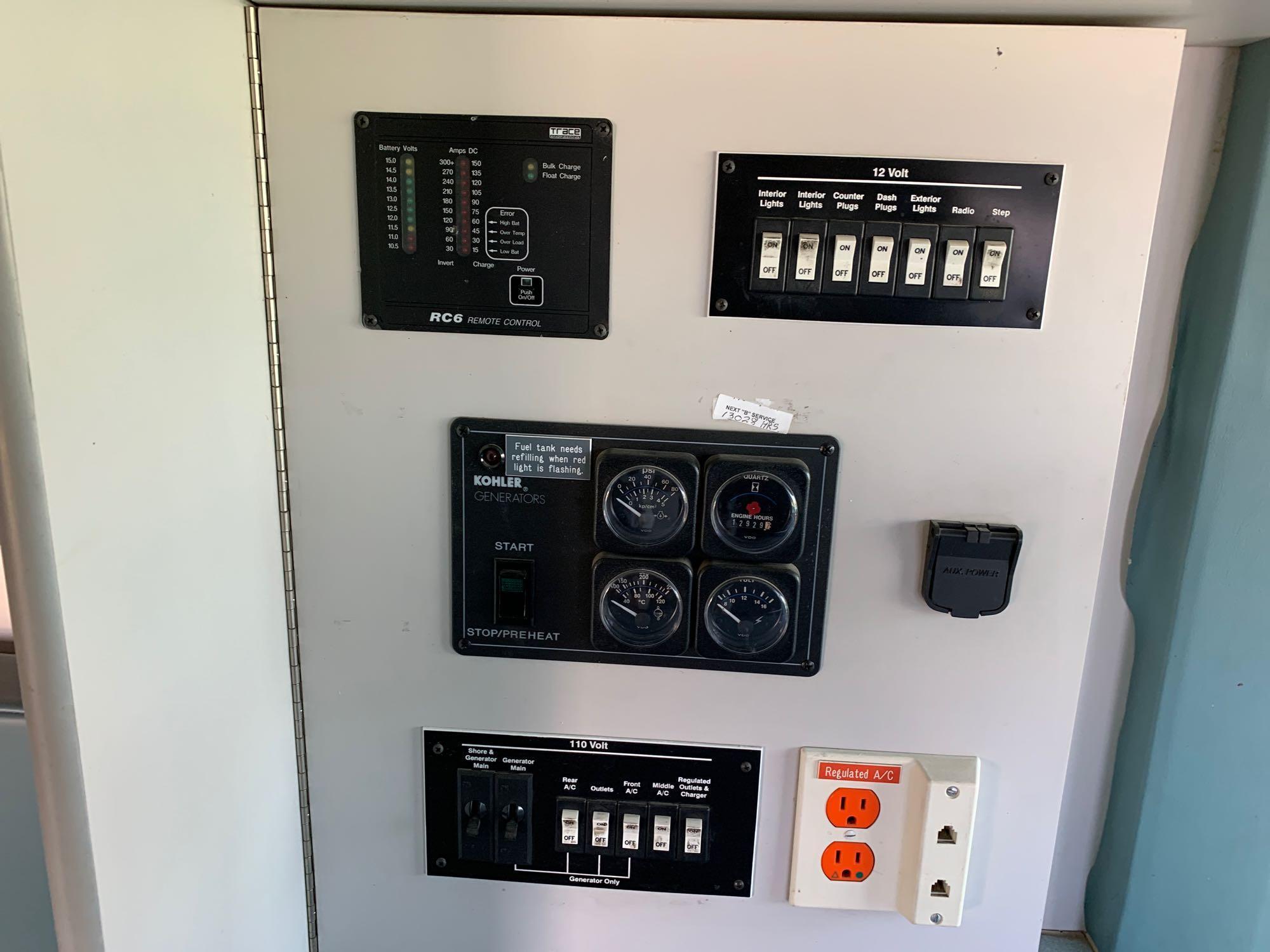 2001 FREIGHTLINER MT55