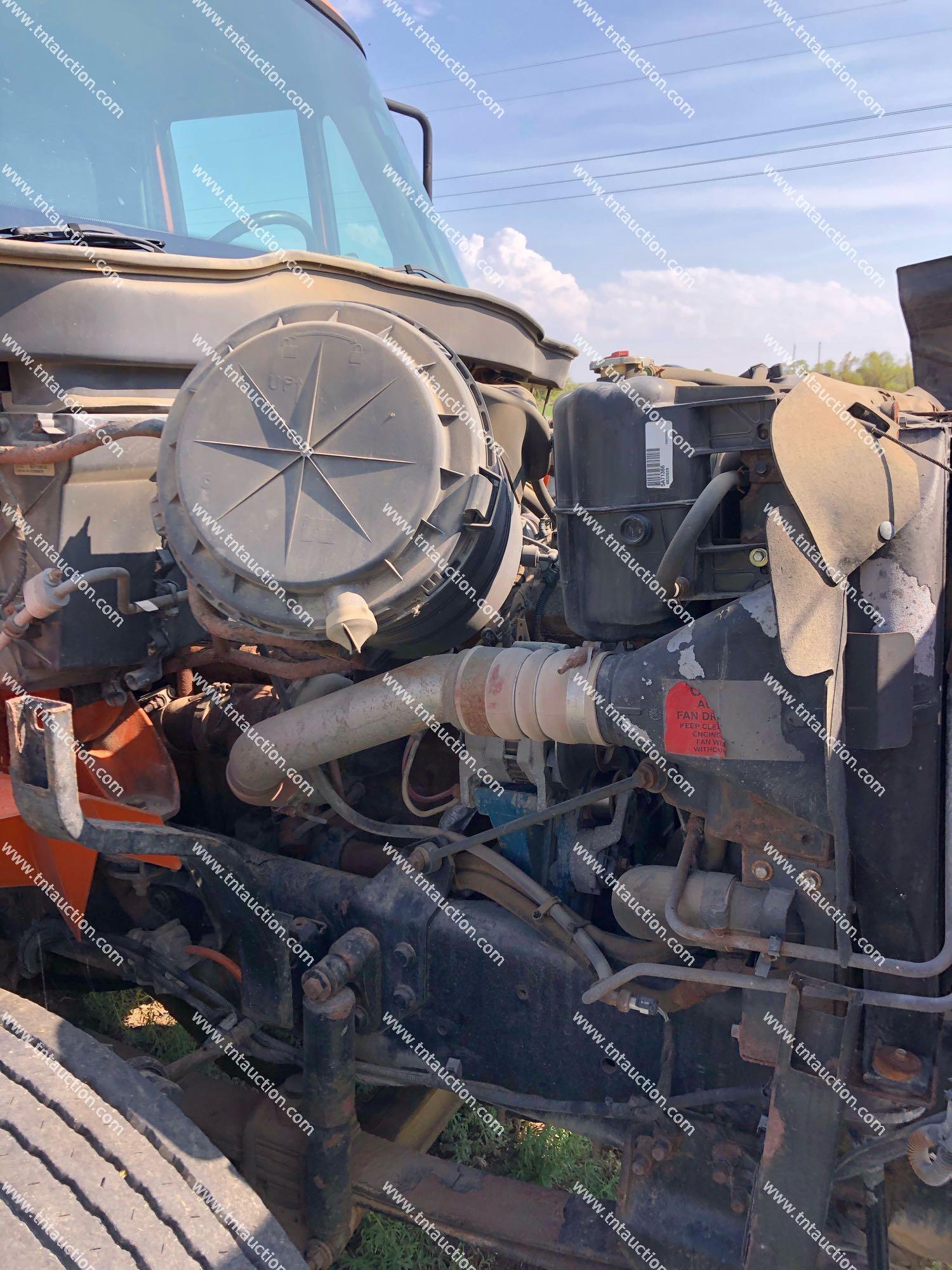 2003 INTL 7400 DUMP