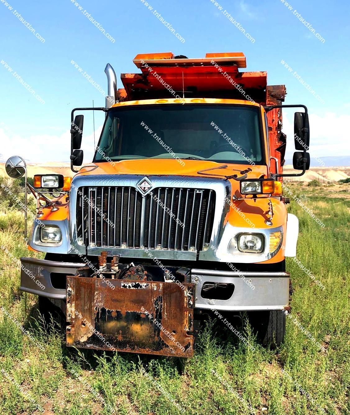 2003 INTL 7400 DUMP