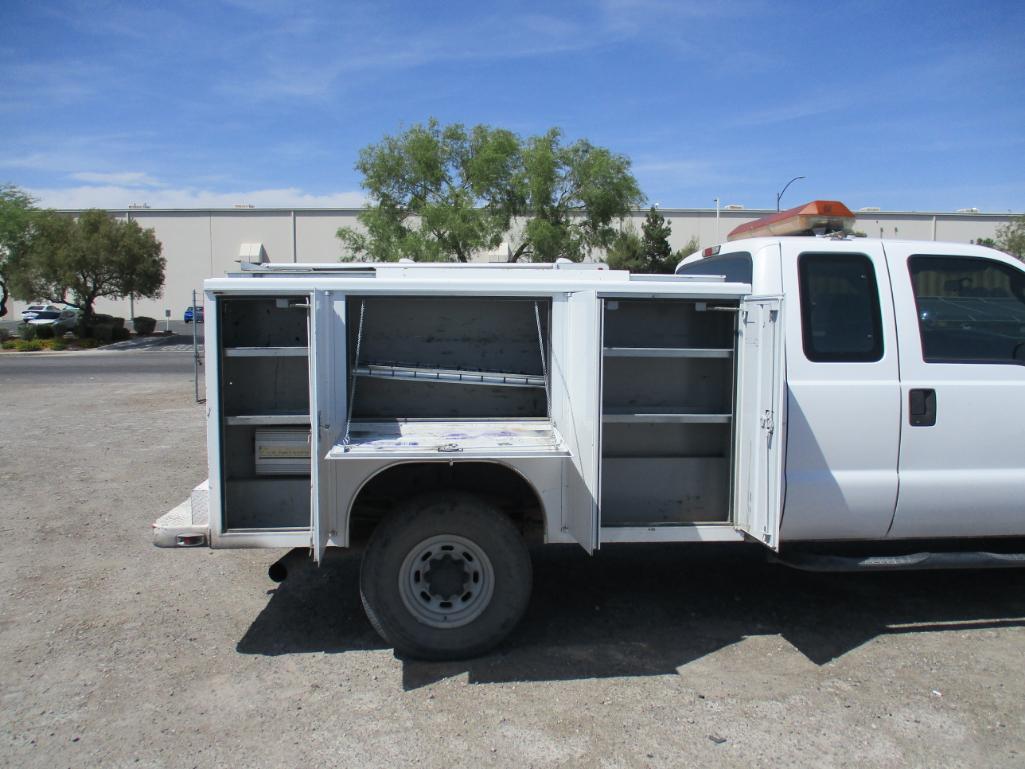 2003 FORD F-350XL UTILITY