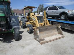 JOHN DEERE 210LE LOADER