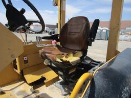 JOHN DEERE 210LE LOADER