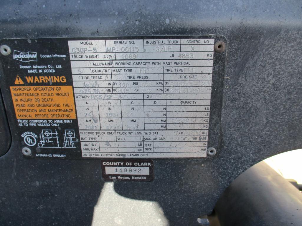 DOOSAN G-30P-5 FORKLIFT