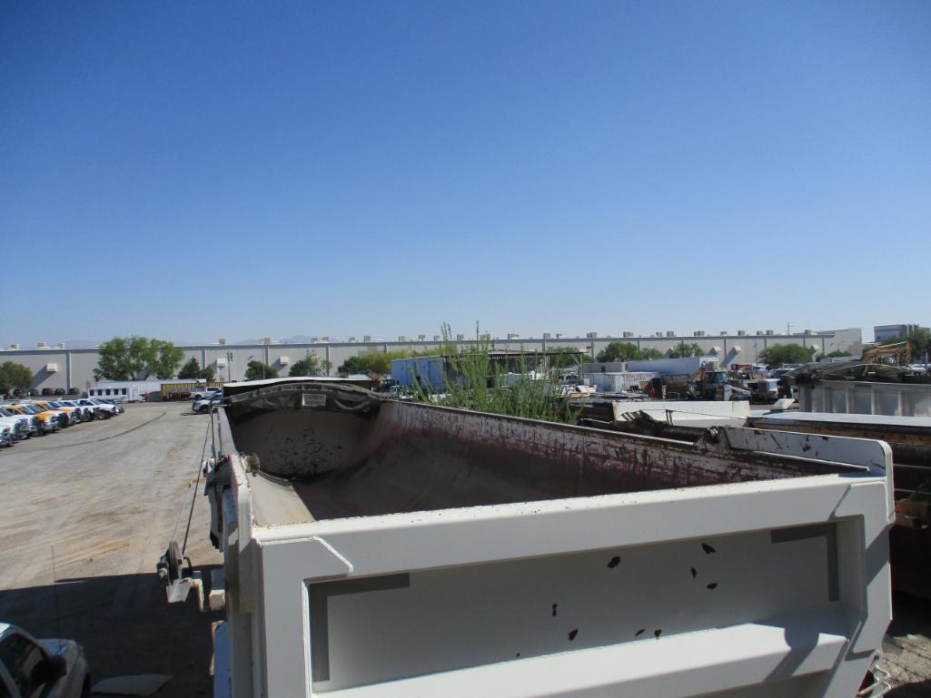 2005 CONSTRUCTION SPECIALIST HRD-33 END DUMP