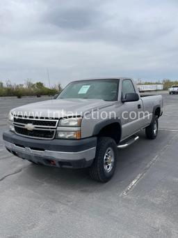 2006 CHEV 2500 2WD