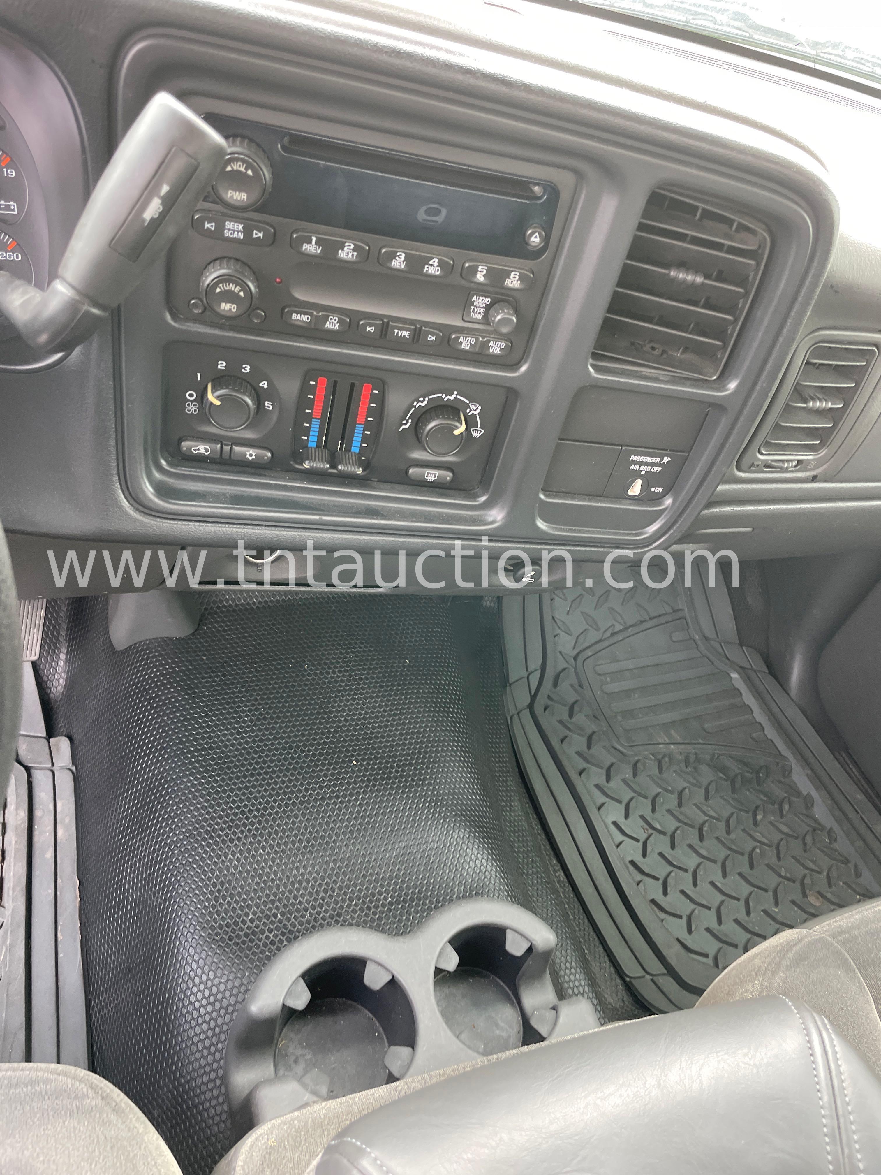 2006 CHEV 2500 2WD