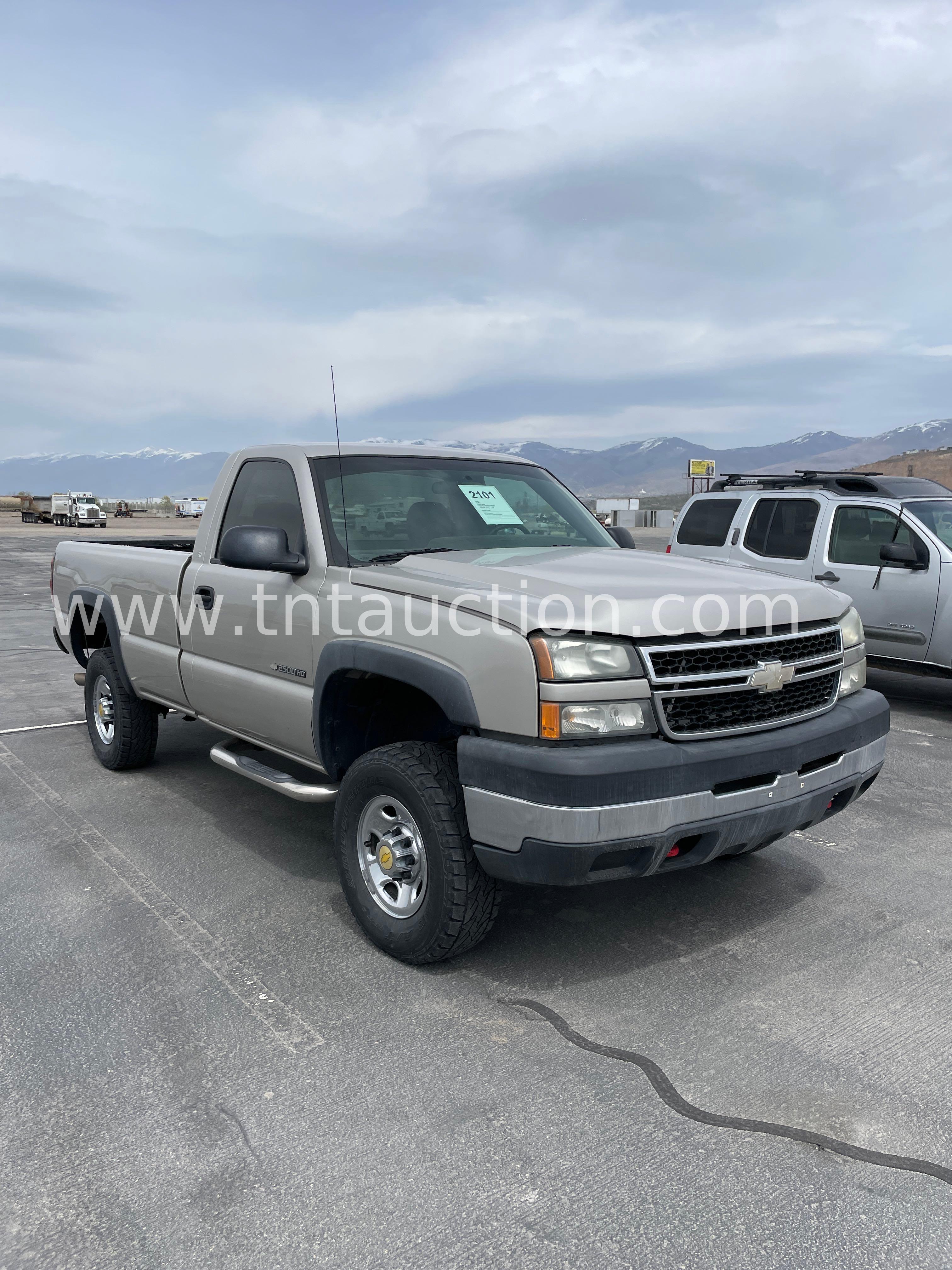 2006 CHEV 2500 2WD