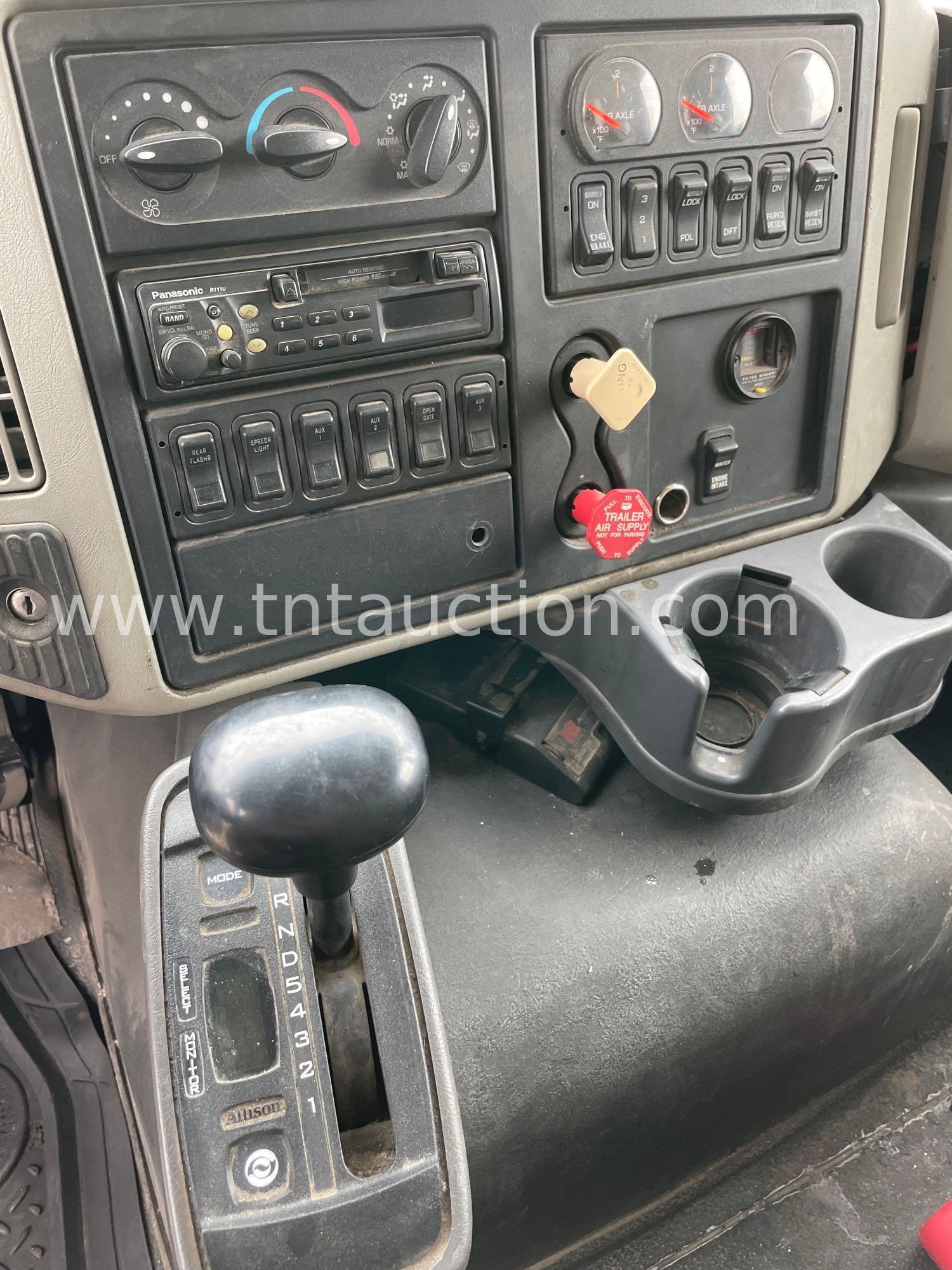 2008 INTL WORKSTAR