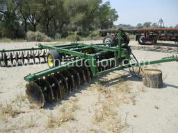 JOHN DEERE TOWABLE DISC