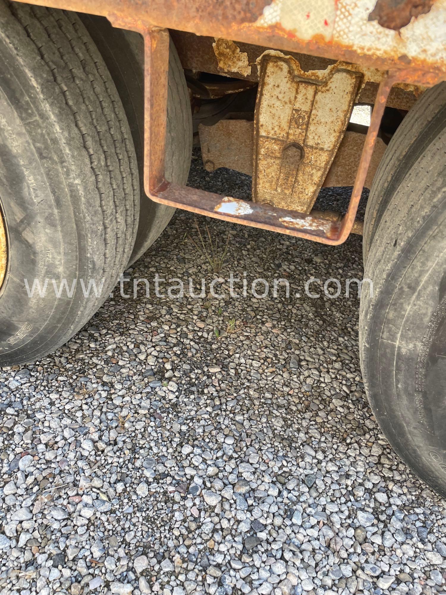 1997 TRAILMAX 30' TRAILER
