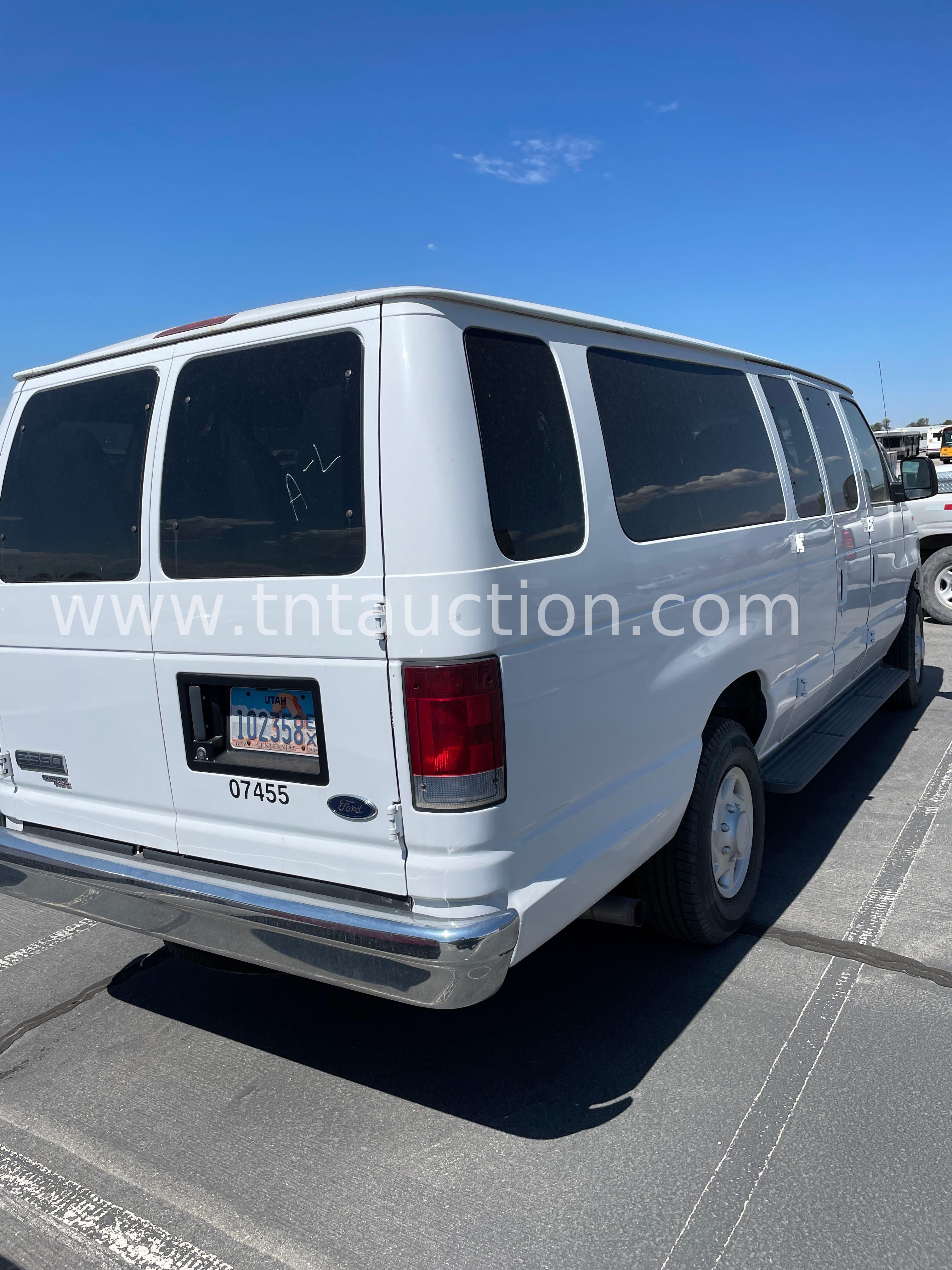 2007 Ford E350 Van