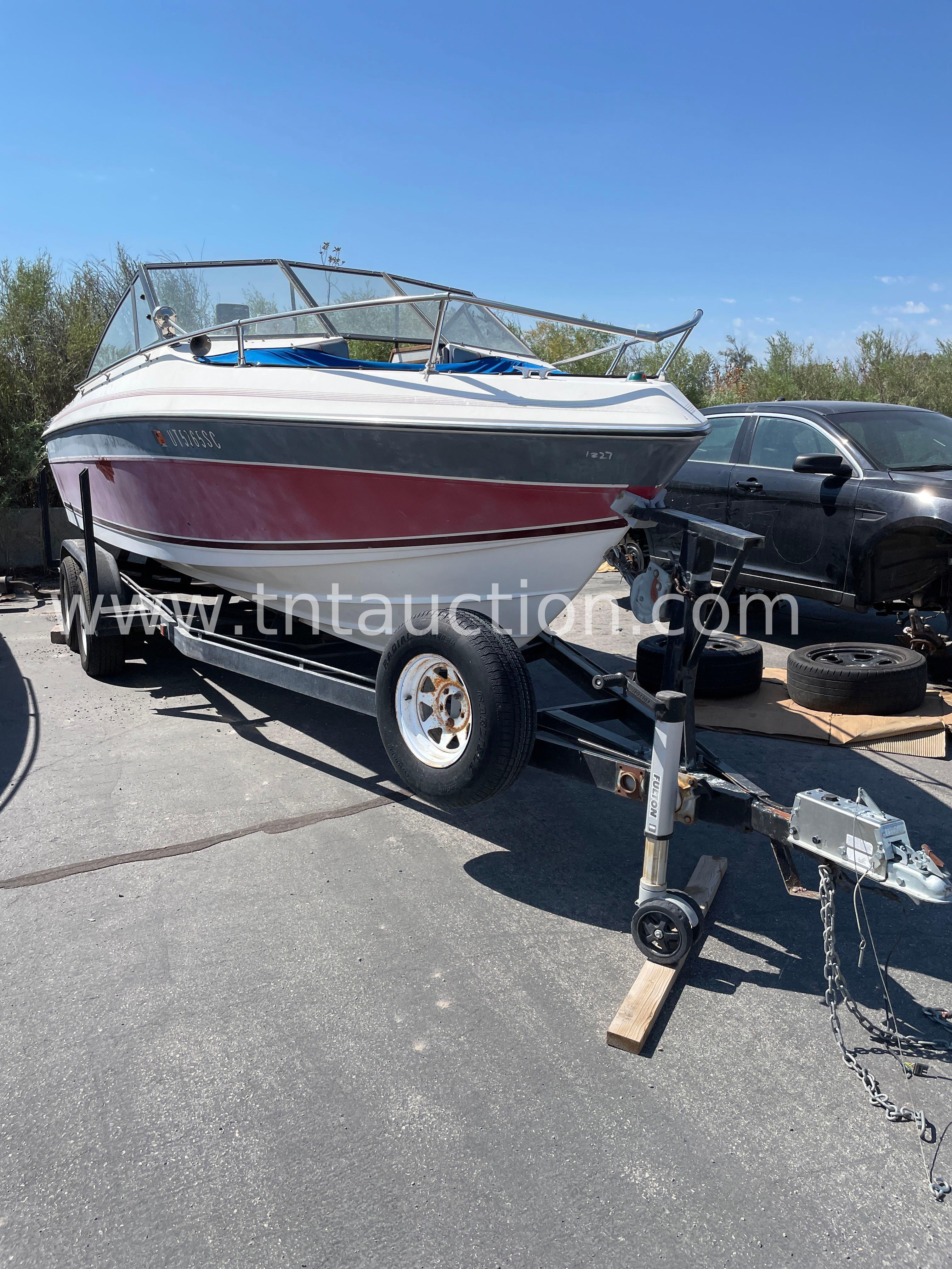 1988 Reinell Boat