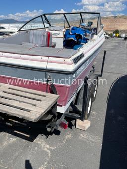 1988 Reinell Boat
