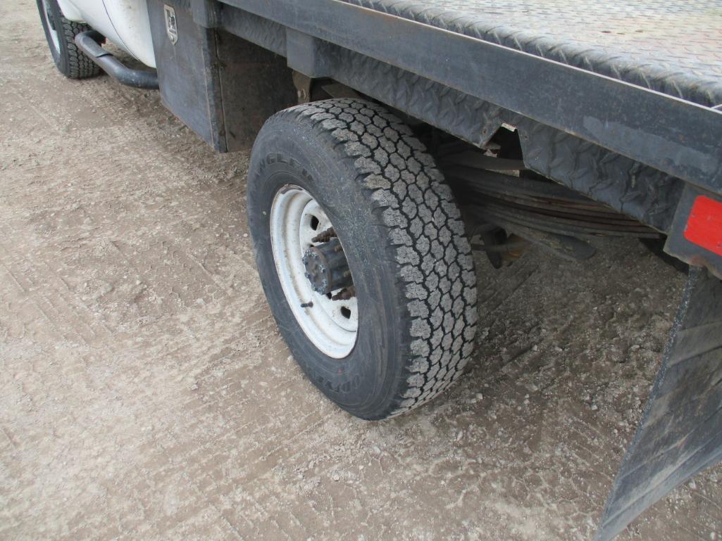 2004 Ford F-250 XL Flarbed