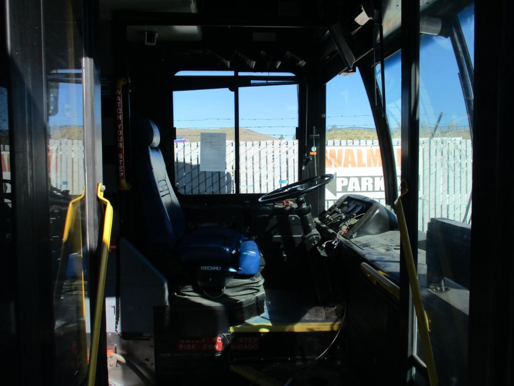 2009 Gillig G27D102N4 Bus