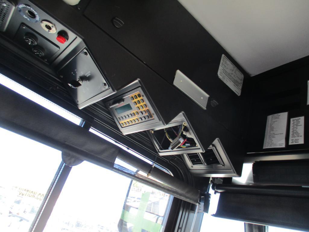 2009 Gillig G27D102N4 Bus