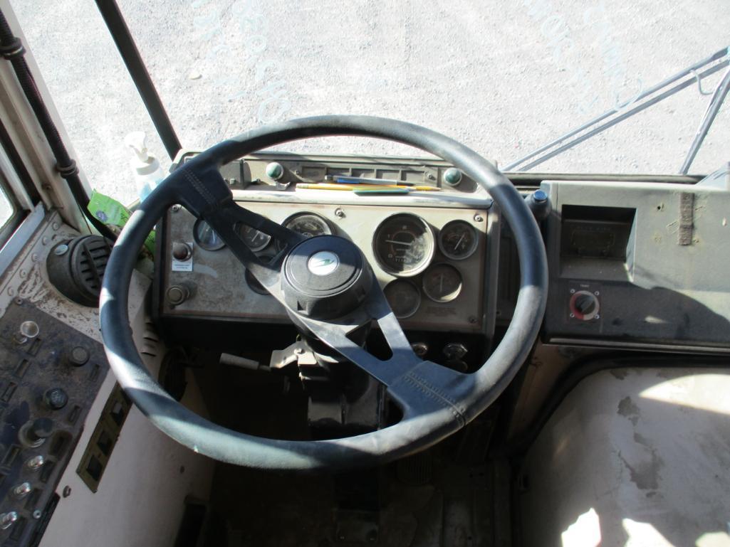 1990 Blue Bird 84 Pass. Bus