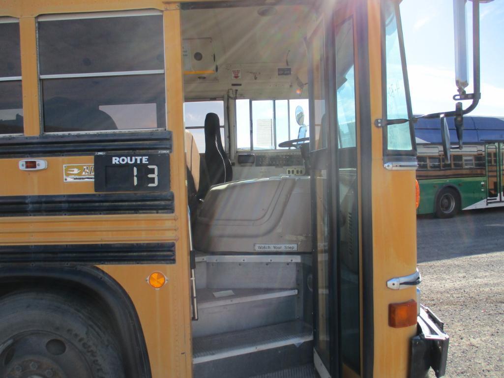 1990 Blue Bird 84 Pass. Bus