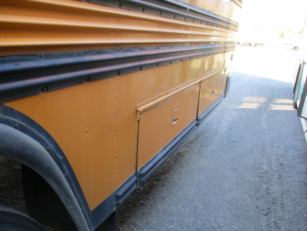 1993 Blue Bird 84 Pass. Bus