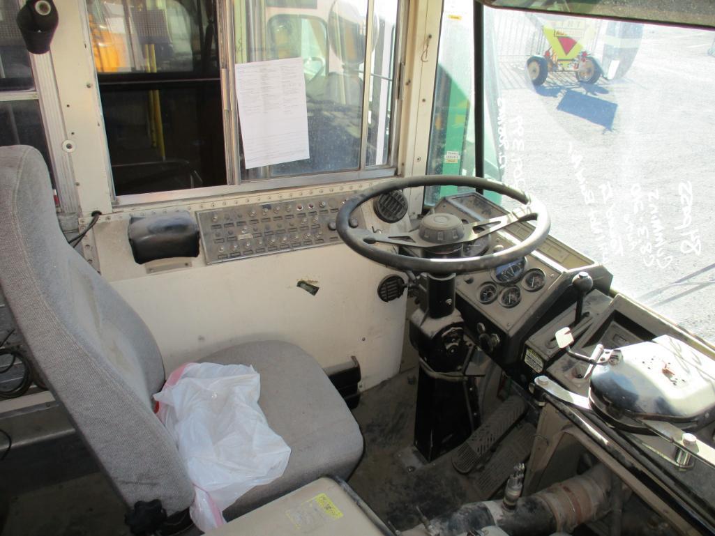 1993 Blue Bird 84 Pass. Bus