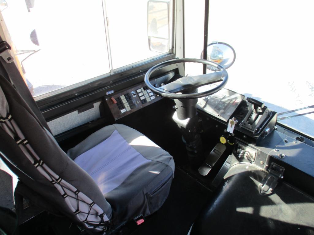 1997 American 84 Pass. Bus