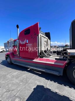 2000 Freightliner Tractor