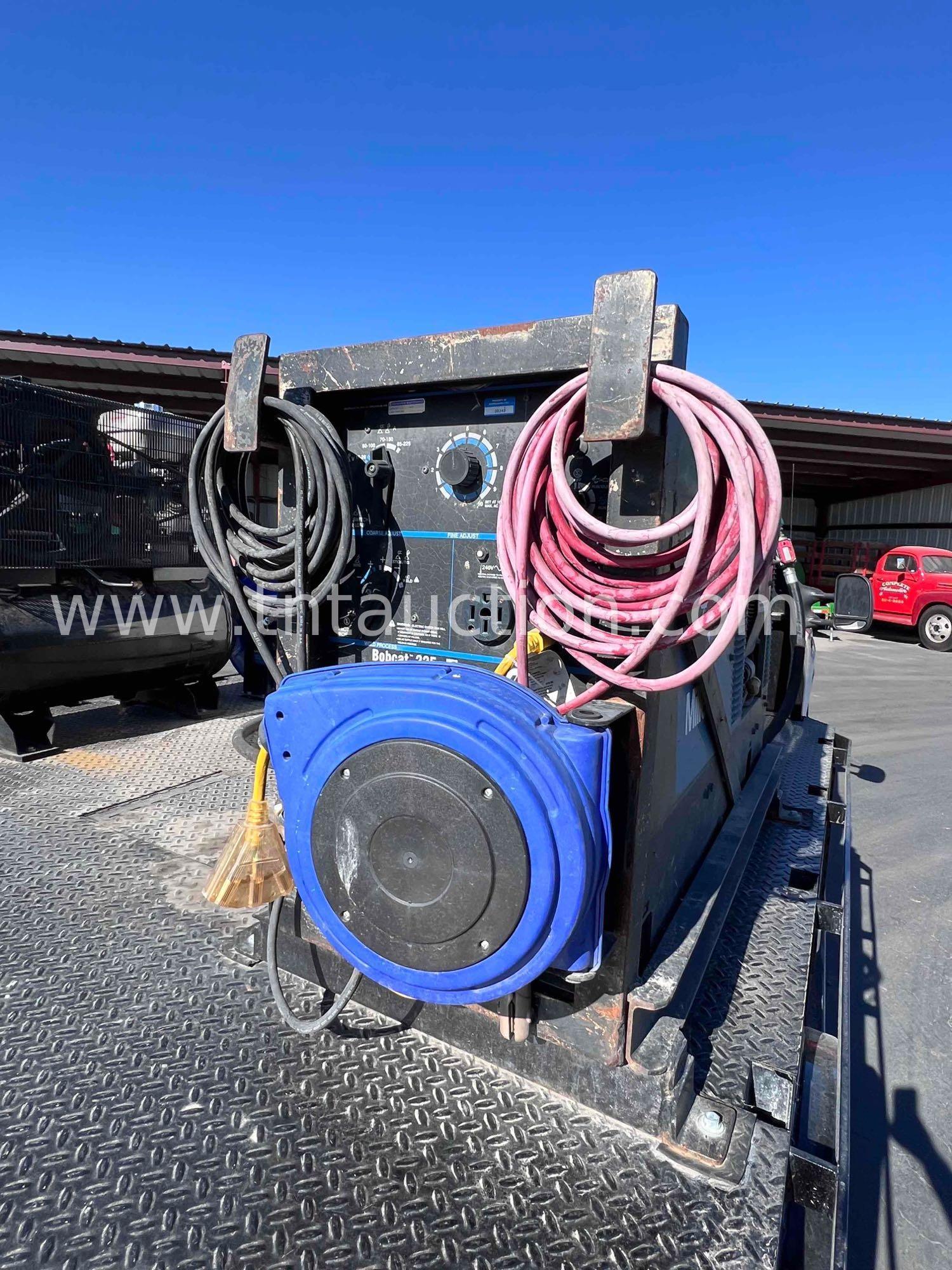 1999 Ford F450 Flatbed