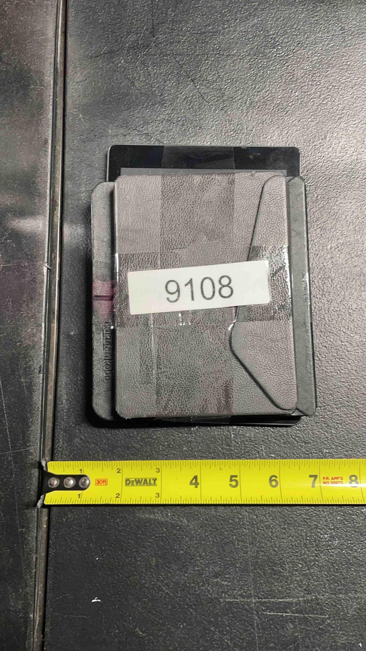 3 KOBO E-READERS
