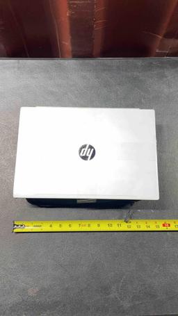 4 HP LAPTOPS