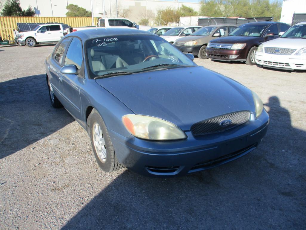 2005 Ford Taurus