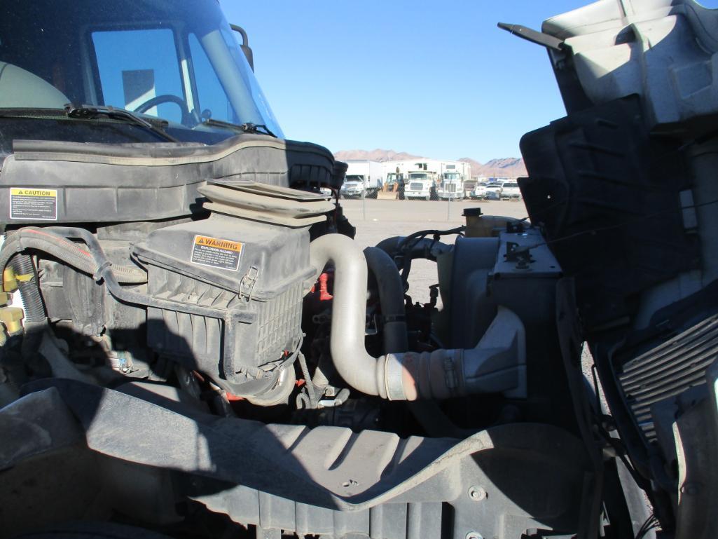 2018 Intl/Tymco 600 Air Sweeper