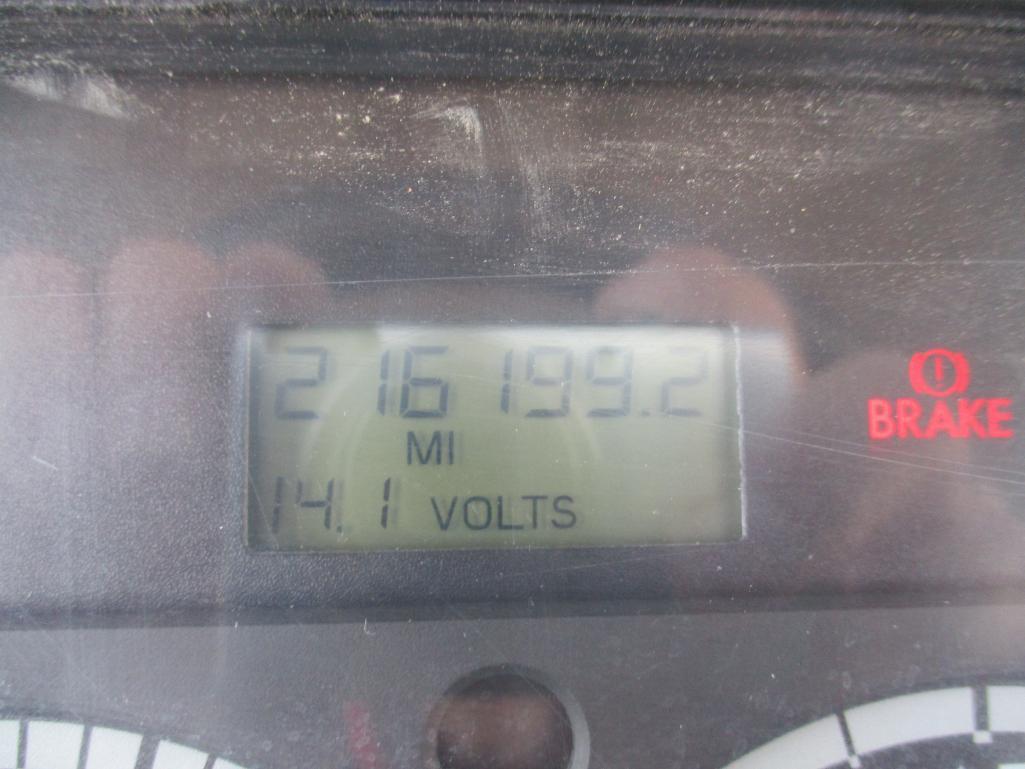 2005 Thomas 71 Pass. Bus