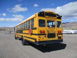 2005 Thomas 71 Pass. Bus