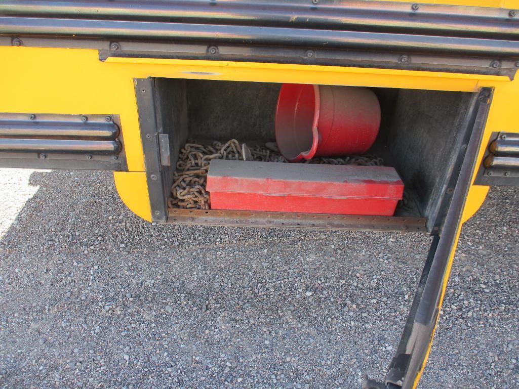 2005 Thomas 71 Pass. Bus