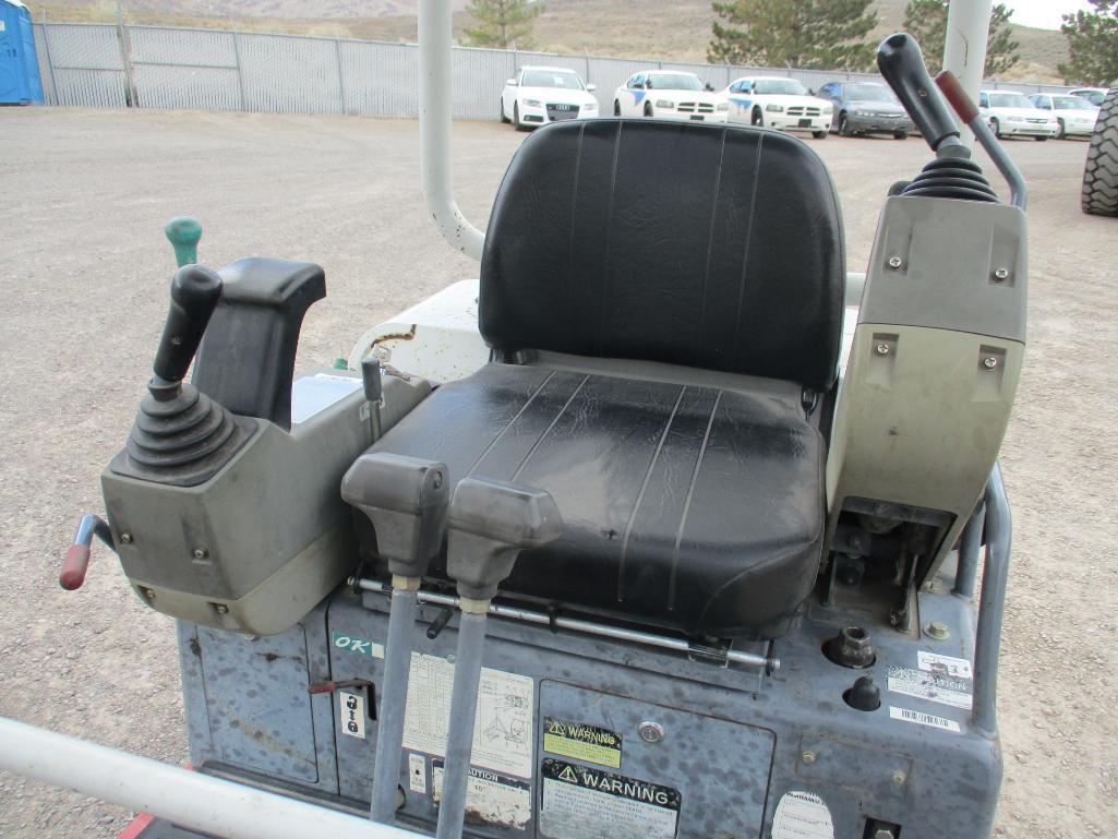 Takeuchi TB016 Mini Excavator