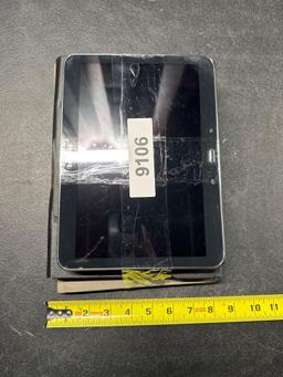 5 SAMSUNG TABLETS