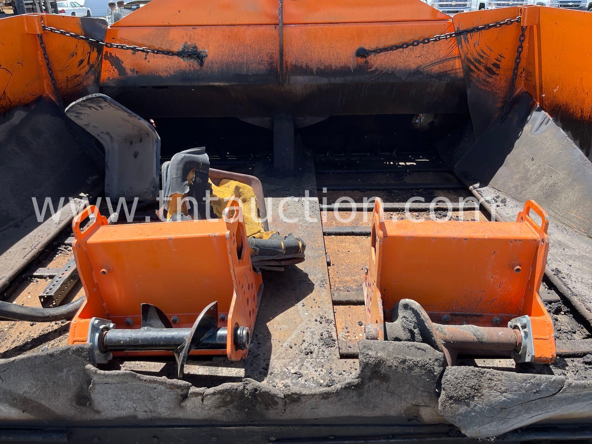 Gilcrest Bomag 813RD Paver