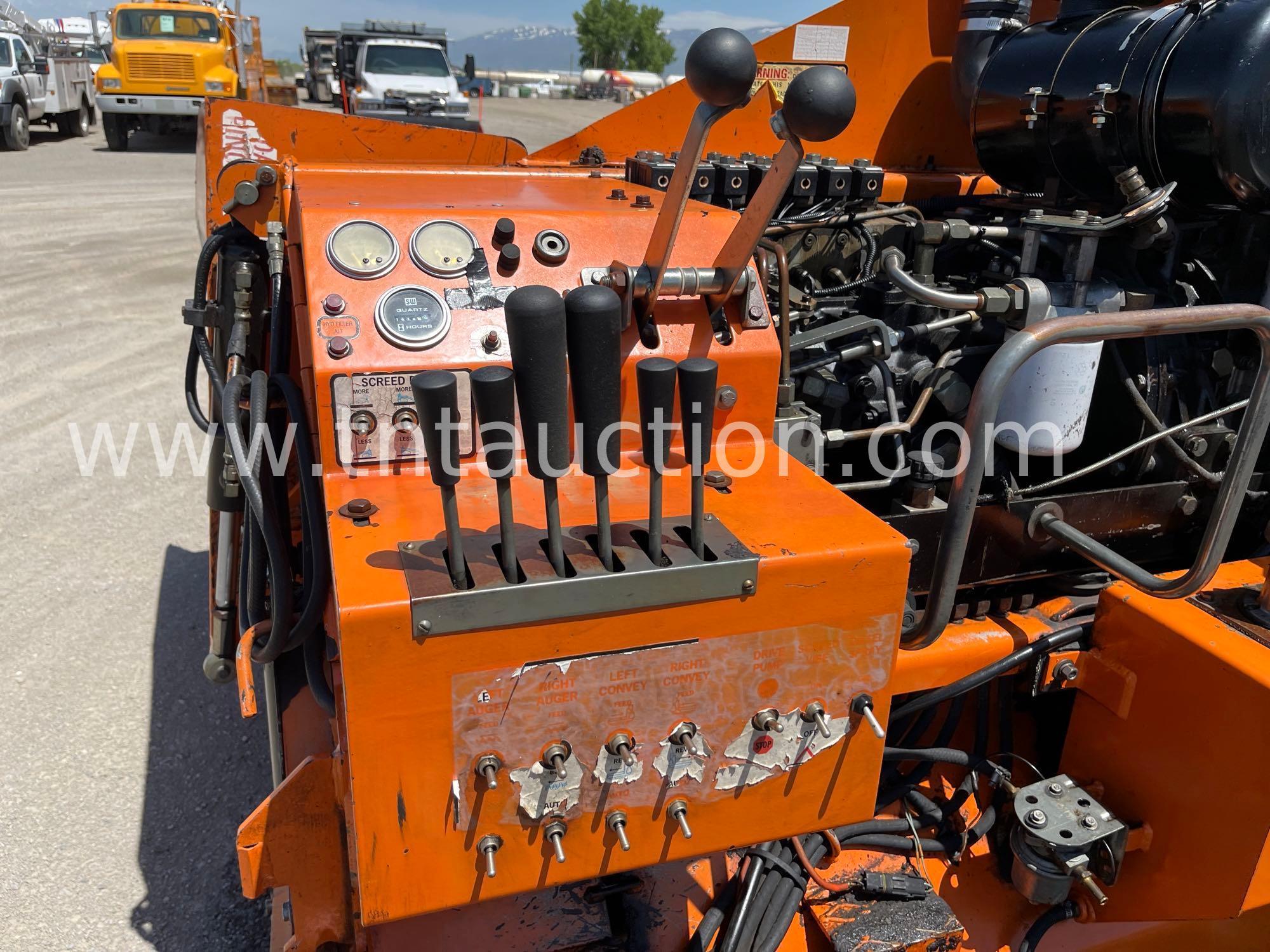 Gilcrest Bomag 813RD Paver