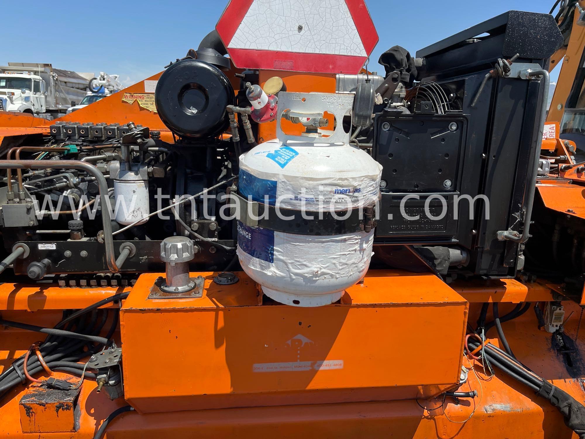 Gilcrest Bomag 813RD Paver