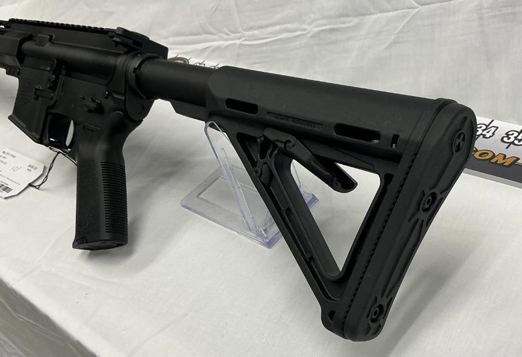 DiamondBack DB15 .223/5.56 Rifle, 16" Black Melonite Barrel, 4150 Chrome, New, SN-DB2668329