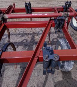 CASE IH 55, 10 SHANK CHISEL