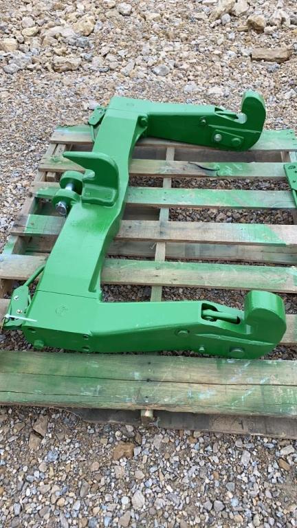 CAT III JOHN DEERE QUICK HITCH